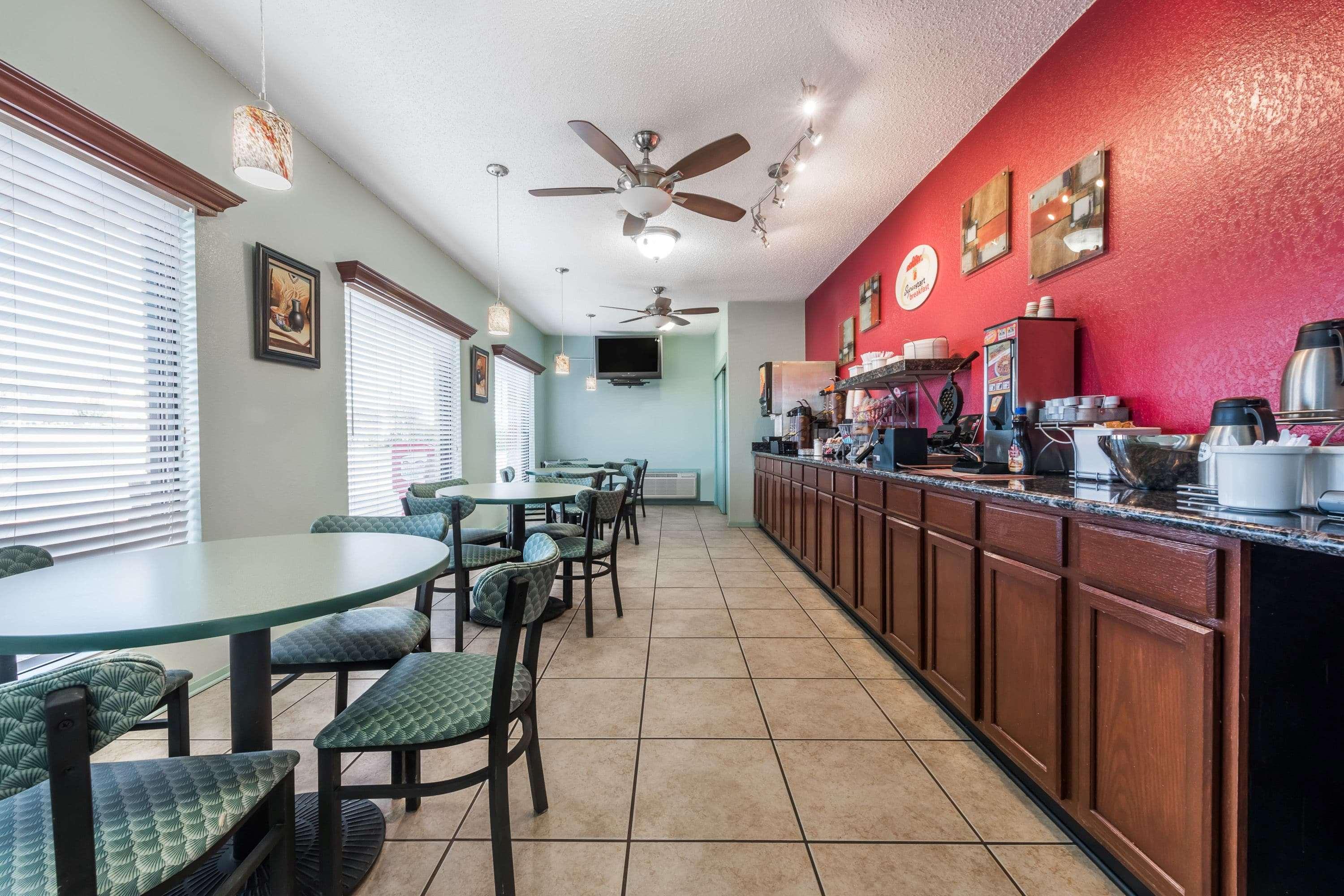 Super 8 By Wyndham Waco/Mall Area Tx Extérieur photo